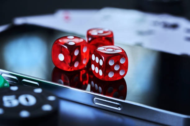 Live Andar Bahar table on dunia showing target card and two betting piles